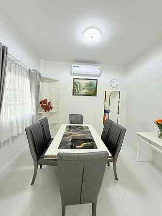 3 Bedrooms, 3 Bathrooms -House Паттая