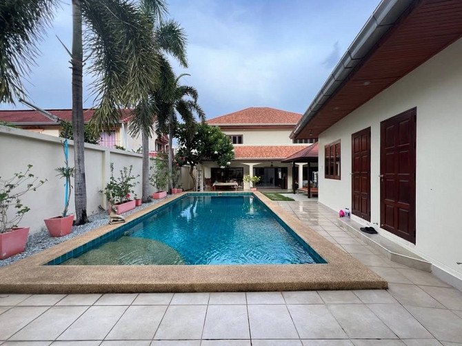 Maison avec 5 Chambres et 4 Salles de Bain Pattaya - photo 2