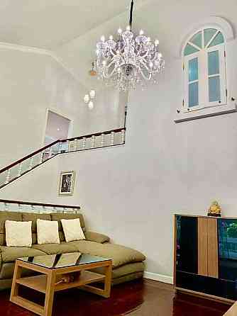 3 Bedrooms, 3 Bathrooms -House Паттая