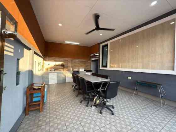 3 Beds 3 Baths House Pattaya