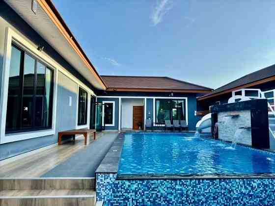 3 Beds 3 Baths House Pattaya