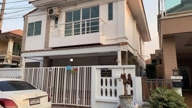 4 Bedrooms, 3 Bathrooms Pattaya - photo 2