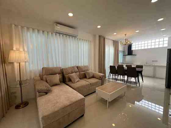 4 Beds 3 Baths - House Pattaya