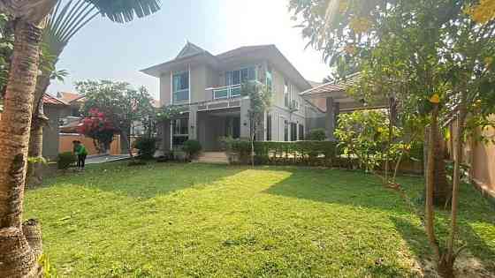 4 Beds 5 Baths - House Pattaya