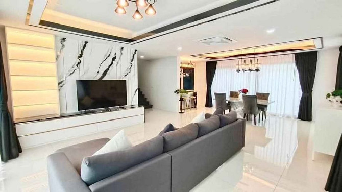 3 Bedroom, 4 Bathroom Home Pattaya - photo 13