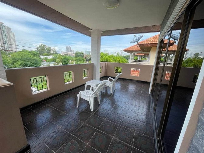4 Bedrooms, 3 Bathrooms -House Pattaya - photo 6