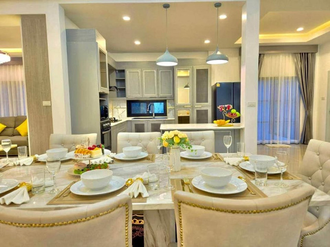 5 Chambres, 5 Salles de Bain - Maisons Pattaya - photo 8