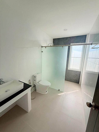 5 Chambres, 5 Salles de Bains - Maisons Pattaya - photo 7