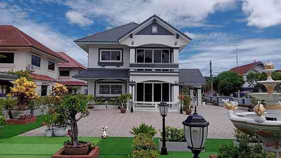 5 Bedrooms, 5 Bathrooms - Home Pattaya
