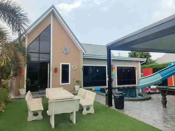 4 Bedrooms 3 Bathrooms - House Pattaya