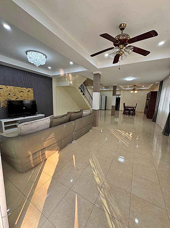 3 Bedrooms, 3 Bathrooms -House Pattaya - photo 1