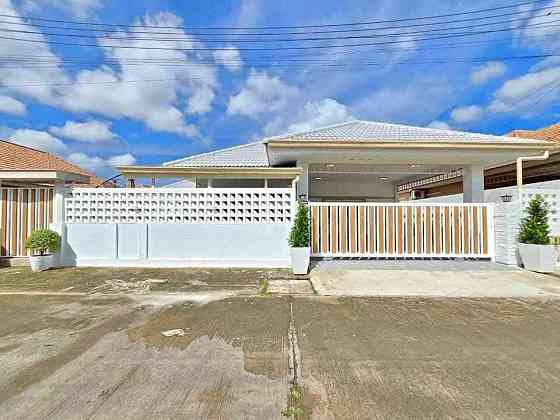 3 Bedrooms, 3 Bathrooms -House พัทยา