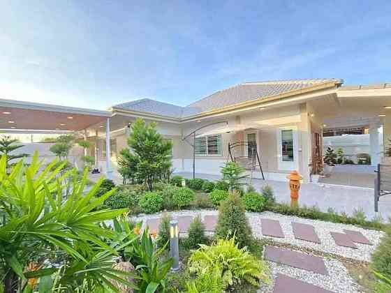 3 Bedrooms, 3 Bathrooms -House พัทยา