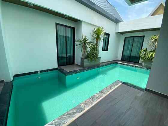4 Bedrooms, 5 Bathrooms - Home Pattaya