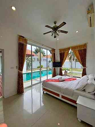 3 Bedrooms, 4 Bathrooms Pattaya