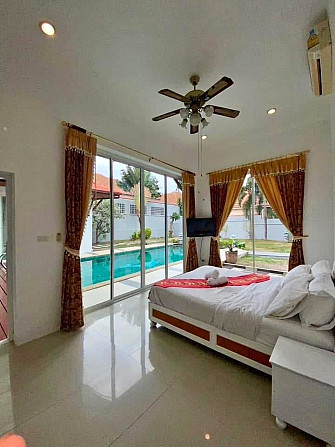3 Bedrooms, 4 Bathrooms Pattaya - photo 1