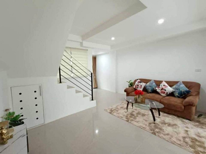 4 Bedrooms, 5 Bathrooms - Home Pattaya - photo 1