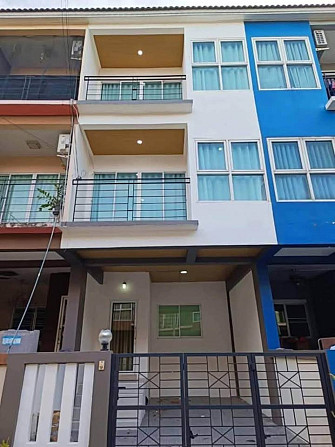 4 Bedrooms, 5 Bathrooms - Home Pattaya - photo 2
