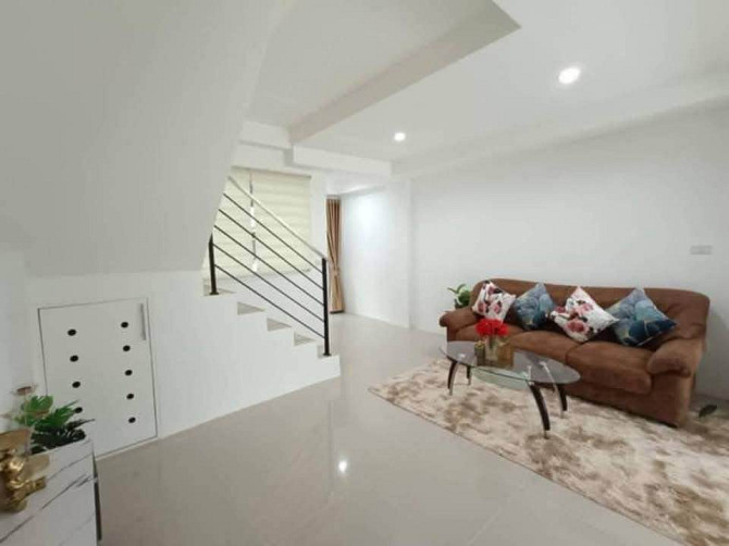 4 Bedrooms, 5 Bathrooms - Home Pattaya - photo 4