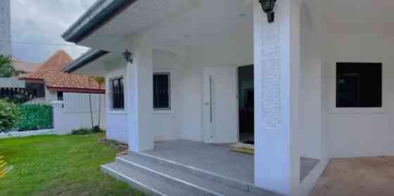 3 Bedrooms, 2 Bathrooms - Home Pattaya