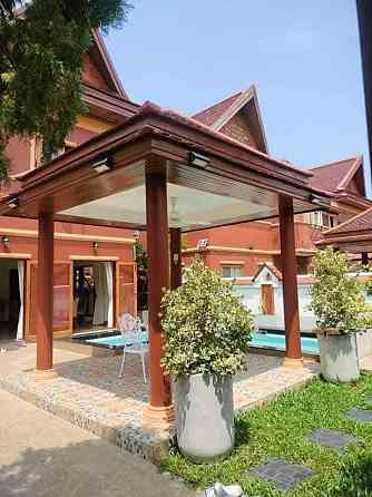 4 Beds 4 Baths - House Pattaya
