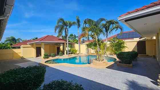 4 Bedrooms, 3 Bathrooms Pattaya
