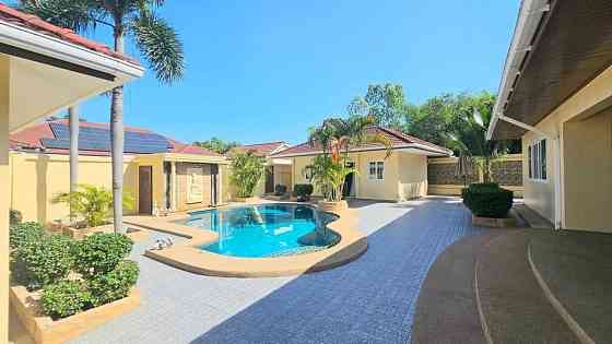 4 Bedrooms, 3 Bathrooms Pattaya