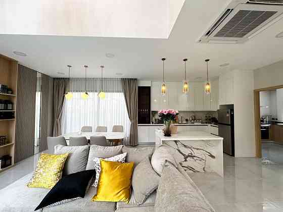 4 Bedrooms, 4 Bathrooms Pattaya