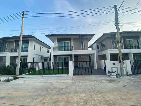 3 Bedrooms, 2 Bathrooms - Home Pattaya