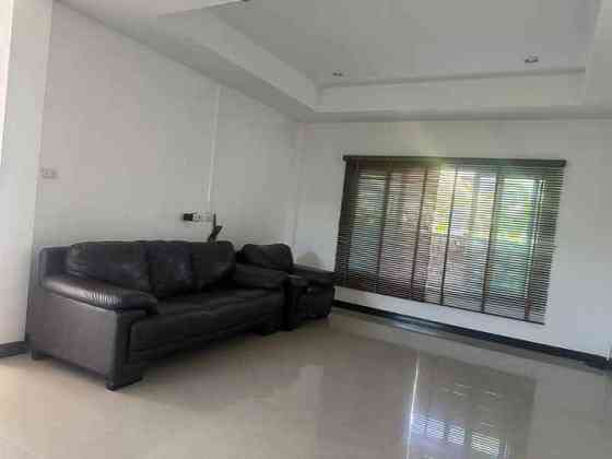 4 Bedrooms, 5 Bathrooms - Home Pattaya