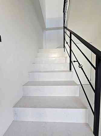 5 Bedrooms, 5 Bathrooms - Houses Pattaya