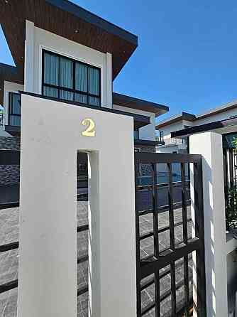5 Bedrooms, 5 Bathrooms - Houses Pattaya