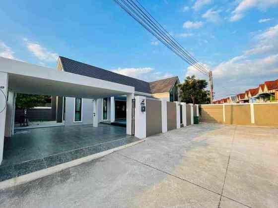 3 Beds 4 Bathrooms – House Pattaya