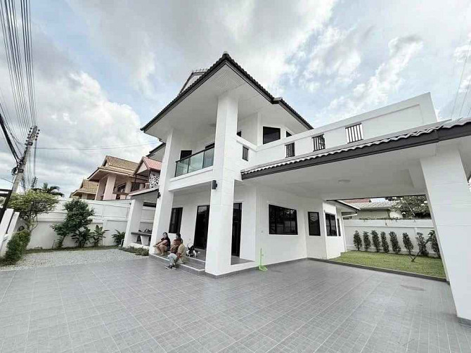 4 Bedrooms, 4 Bathrooms - Home Pattaya - photo 2