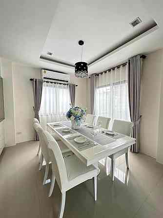 3 Bedrooms, 3 Bathrooms -House Pattaya
