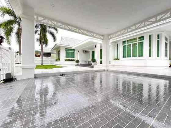 3 Bedrooms, 3 Bathrooms -House Pattaya