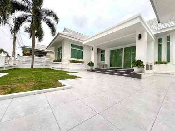 3 Bedrooms, 3 Bathrooms -House Pattaya
