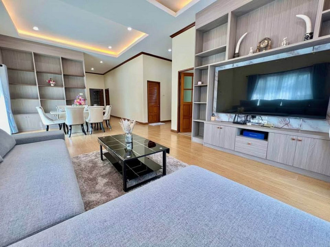 4 Chambres, 4 Salles de Bain - Maison Pattaya - photo 8