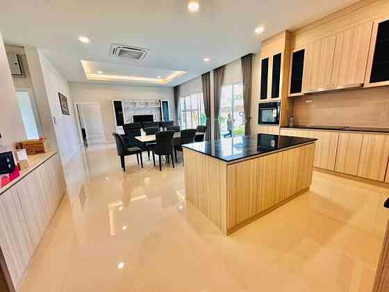 3 Bedrooms, 3 Bathrooms -House Pattaya