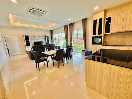 3 Bedrooms, 3 Bathrooms -House Pattaya