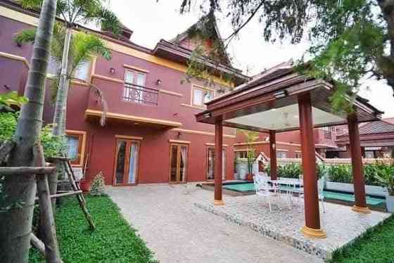 3 Bedrooms, 2 Bathrooms - Home Pattaya