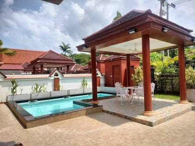 3 Chambres, 2 Salles de Bain - Maison Pattaya - photo 2