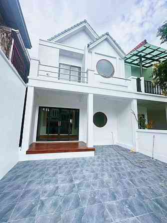 3 Bedrooms, 3 Bathrooms -House Пхукет