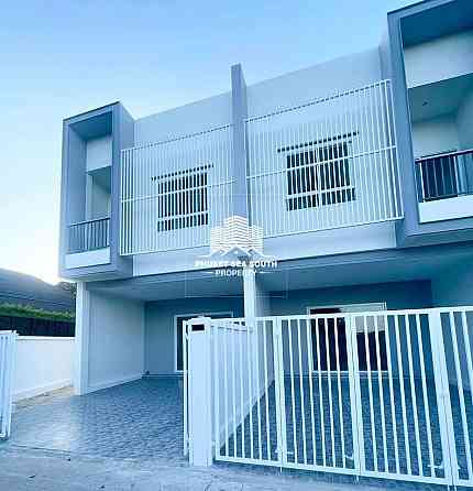 3 Beds 3 Baths Townhouse Пхукет