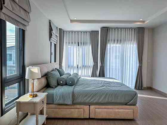 3 Bedrooms, 3 Bathrooms -House Пхукет