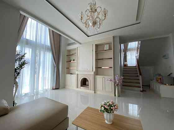 3 Bedrooms, 3 Bathrooms -House Пхукет