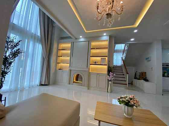 3 Bedrooms, 3 Bathrooms -House Пхукет
