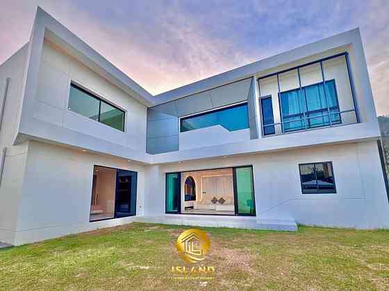 4 Bedrooms, 4 Bathrooms Phuket