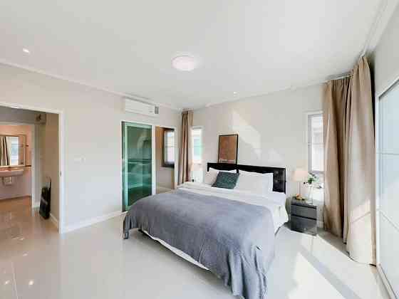4 Beds 3 Baths House Phuket