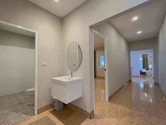 House Bedrooms: 3 Bathrooms: 3 Phuket